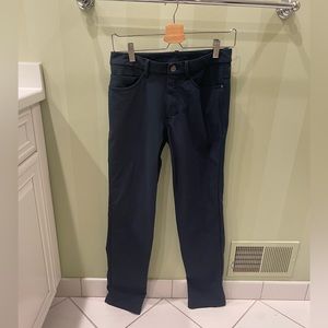 Lululemon men’s ABC pants
